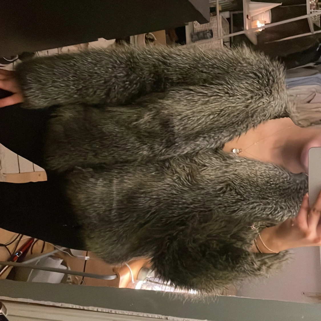 Mörkgrå/brun pälsjacka från H&M - 2