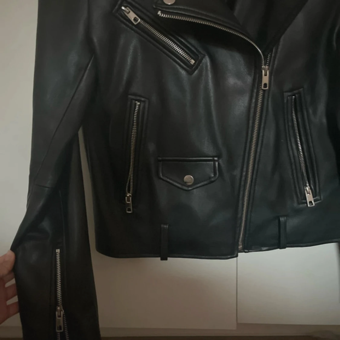 Svart skinnjacka från Zara - 1