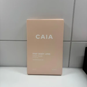 CAIA That Dewy Look Sheet Mask - Säljer CAIA That Dewy Look Sheet Mask med niacinamide och tranexamic acid. Är 5 st i förpackningen 