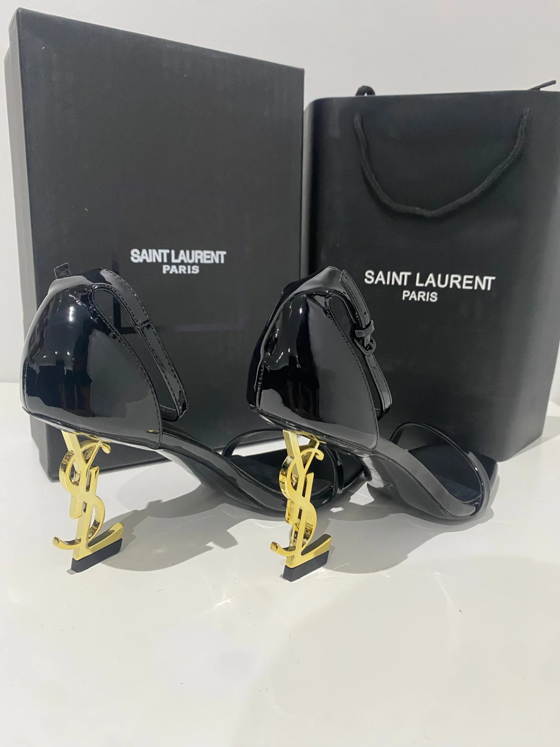 Svarta Saint Laurent klackar med YSL-häl - 2