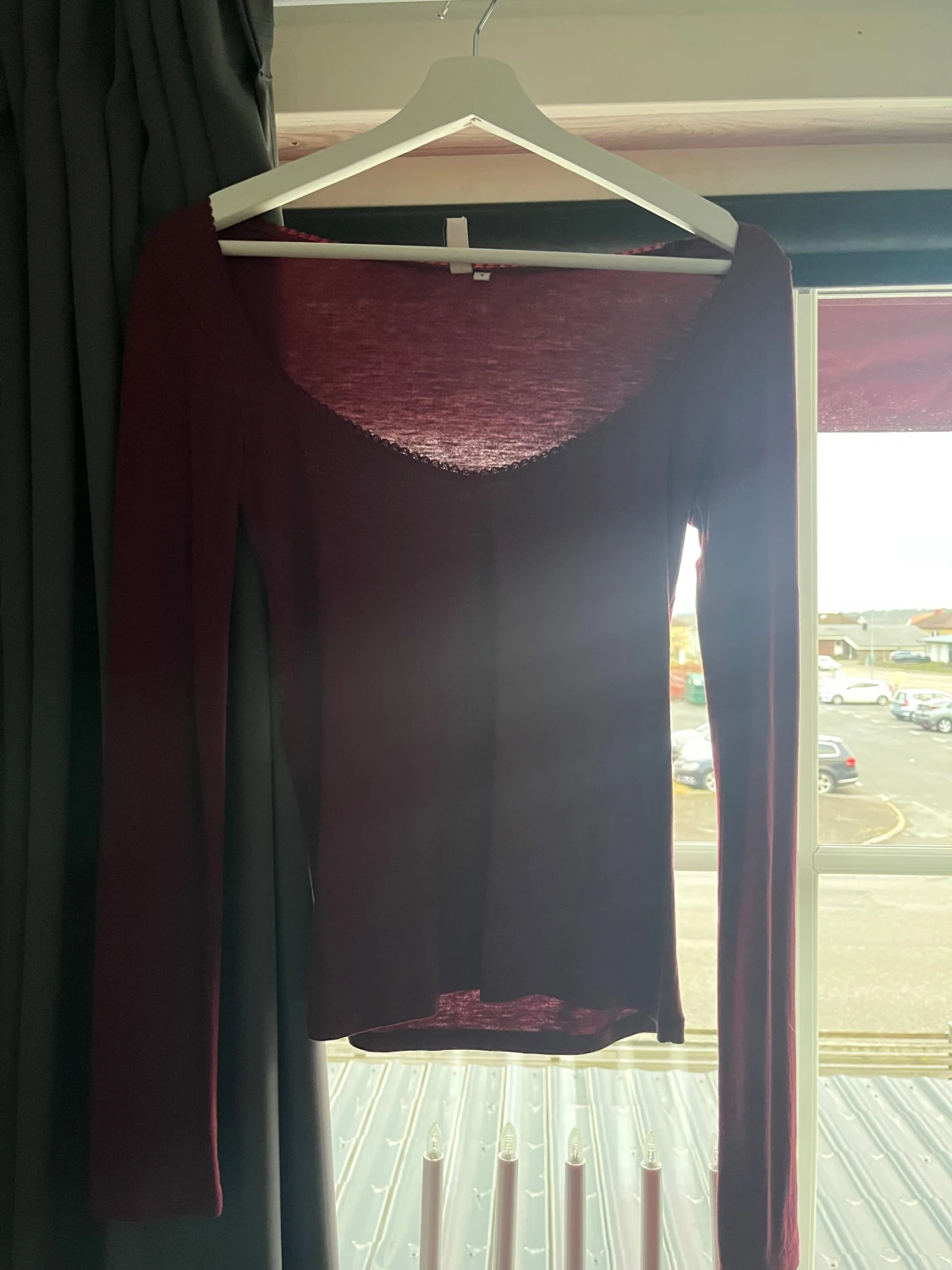 Vinröd långärmad topp från Nelly - 1