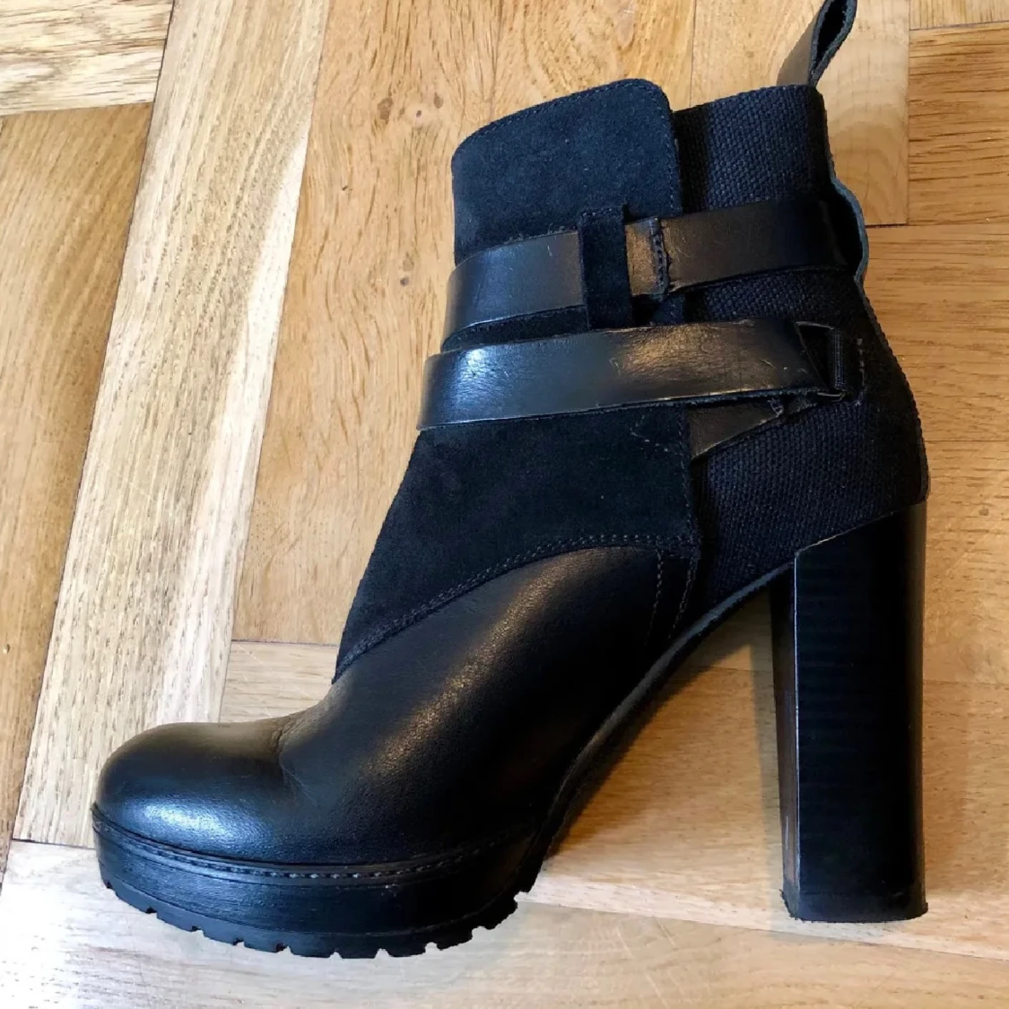 Svarta stövletter från G-Star Raw, strl 36 - 1