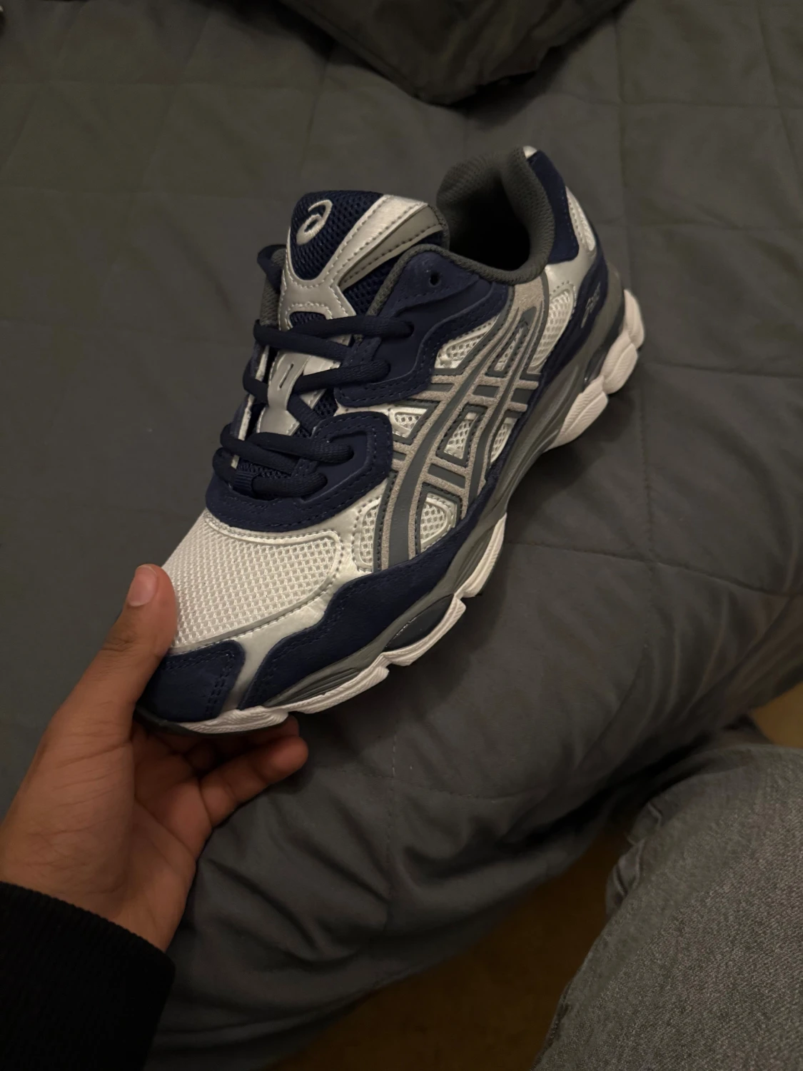 Asic gel nyc I blå/vit/silver färg - 1
