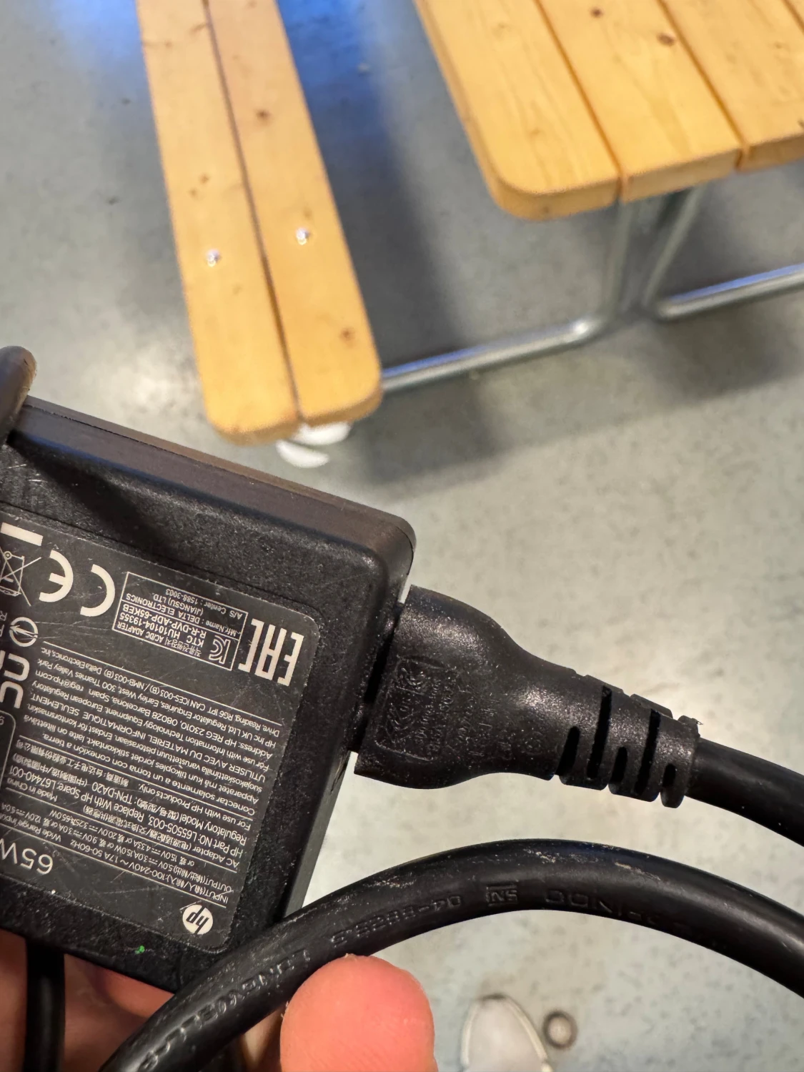 HP 65W USB-C Laddare (TPN-DA20) - 3