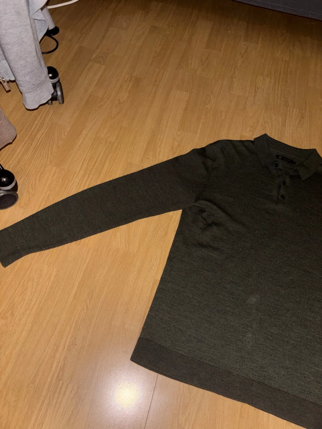 Grön stickad pikétröja från Riley - 2