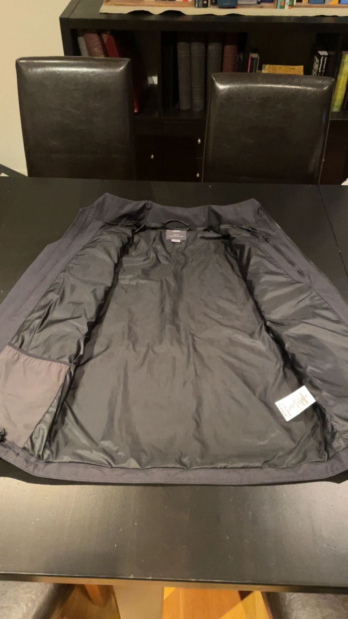 Svart jacka från Haglöfs - 1