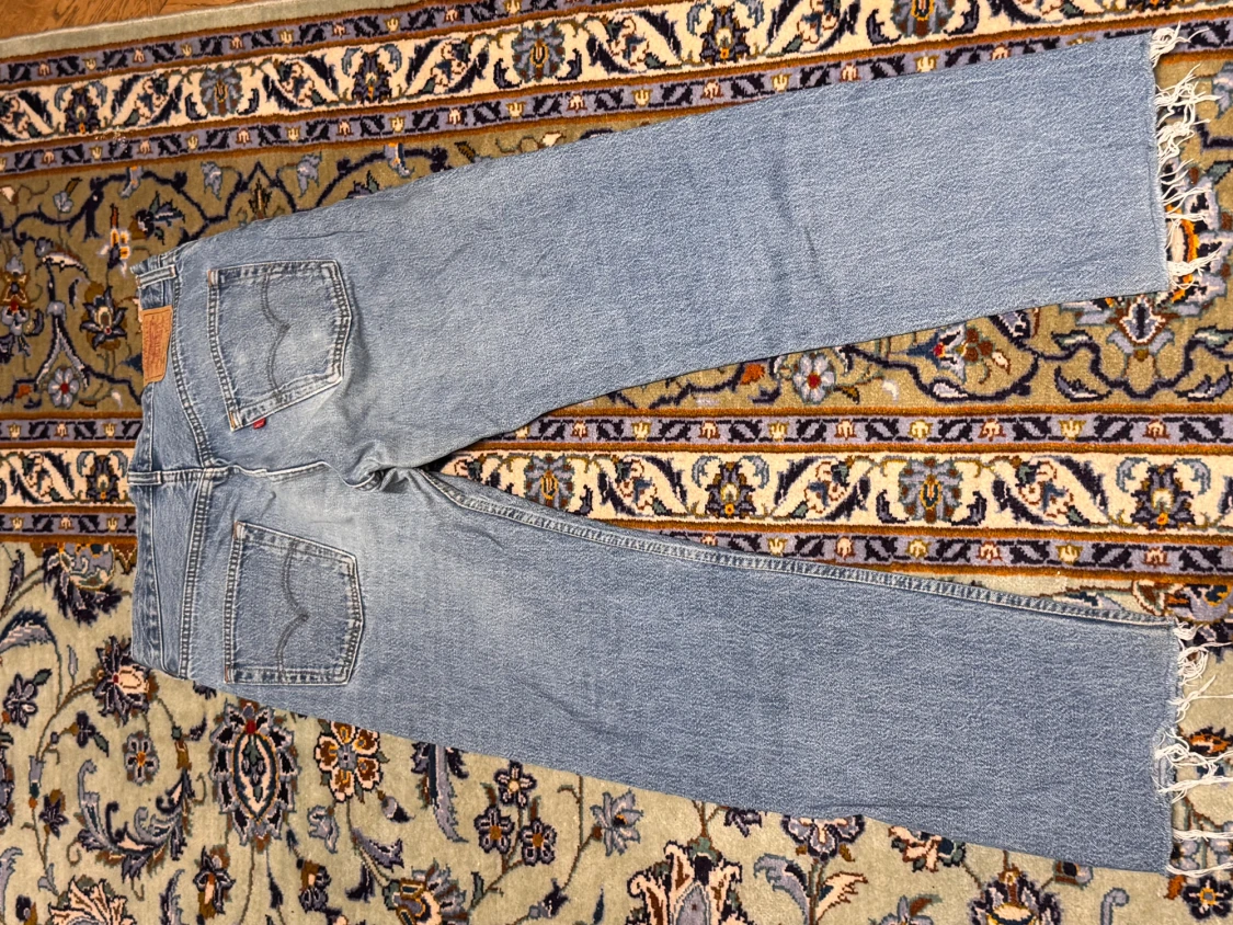 Levi's 501 ljusblå jeans med rå kant - 1