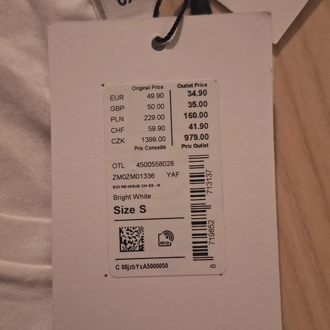 Ny vit t-shirt från Calvin Klein stl S - 2
