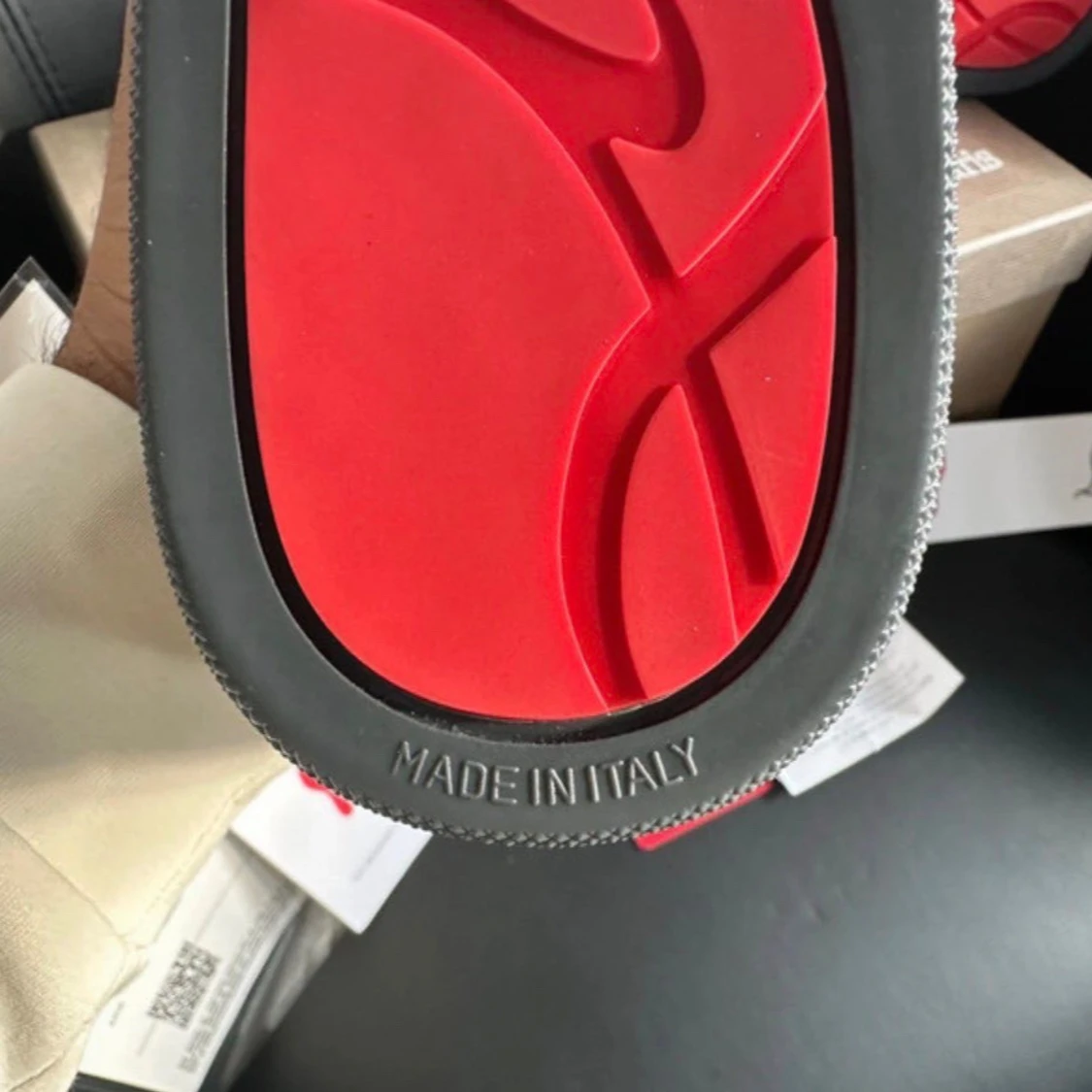 Christian Louboutin grå sneakers med nitar  - 2