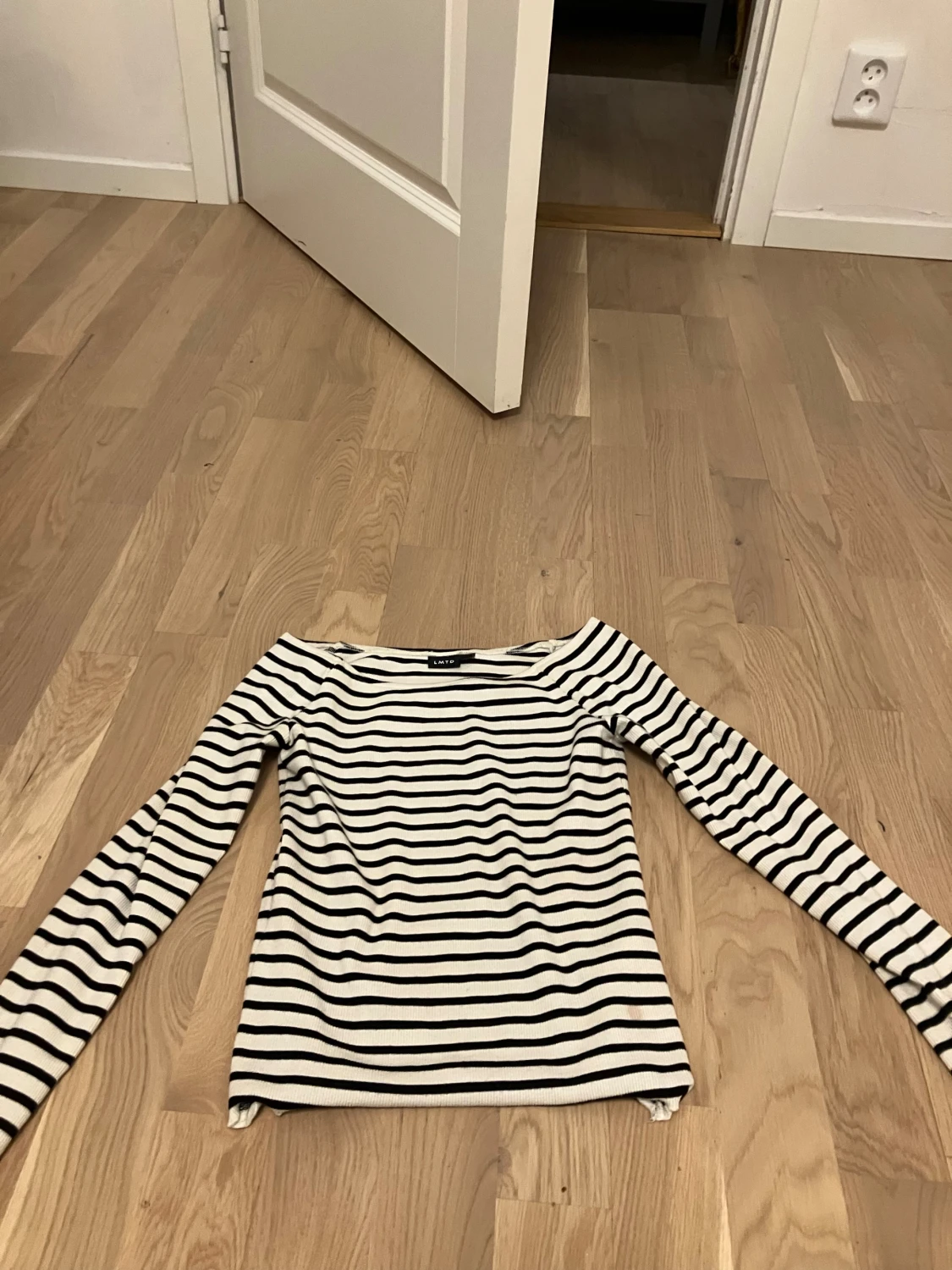 Randig långärmad tröja från LMTD - 2