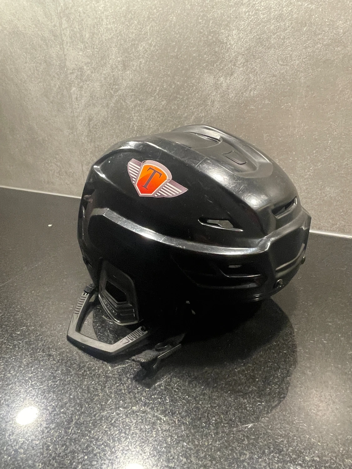 Svart hockeyhjälm CCM Tacks 310 - 1