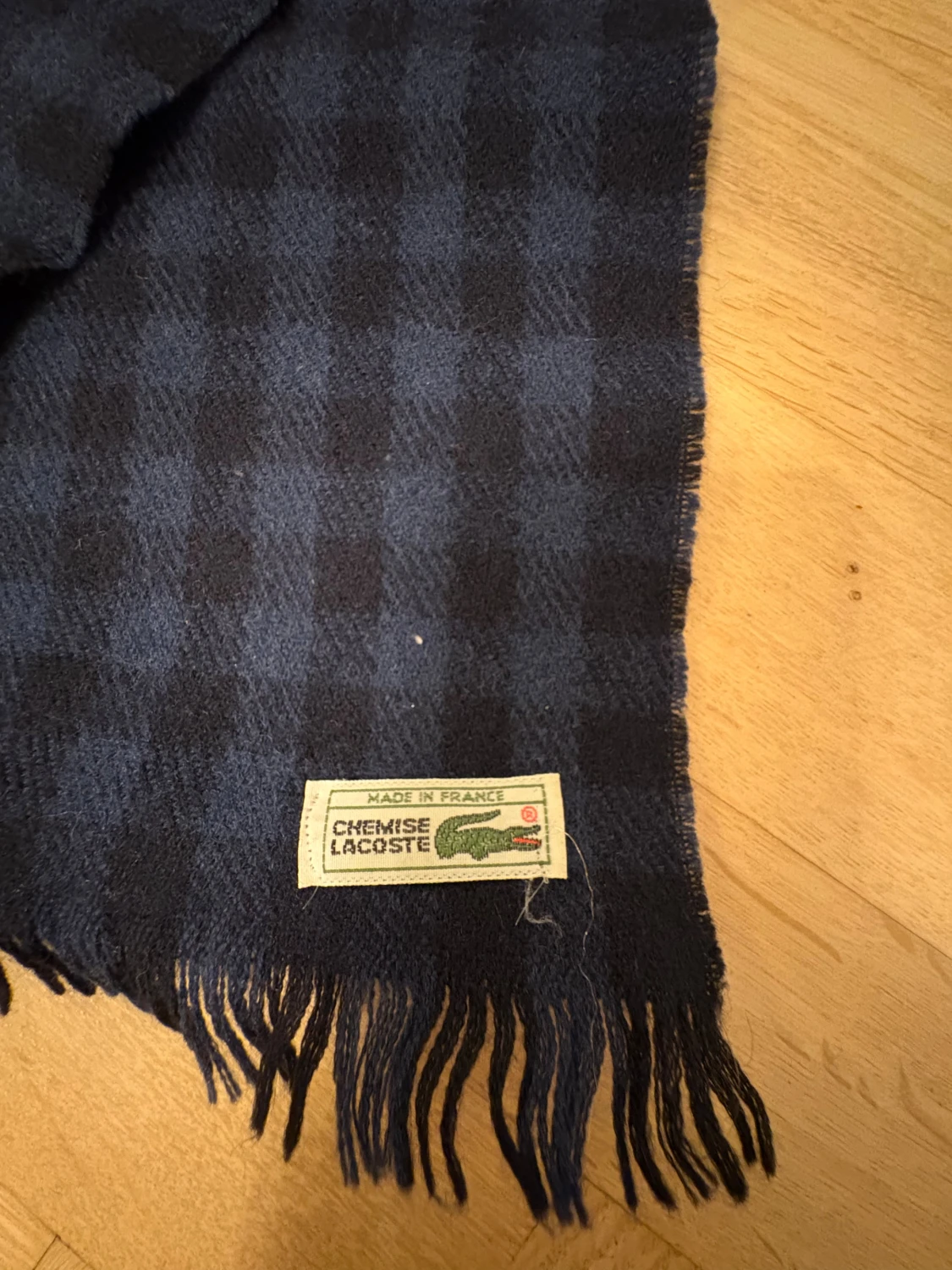 Halsduk från Lacoste - 4