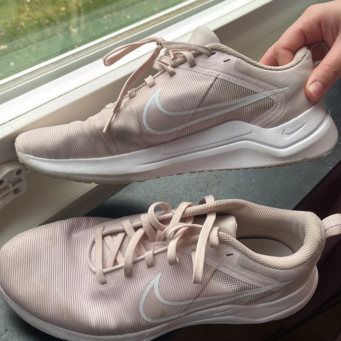 Nike sneakers i ljusrosa, strl 41