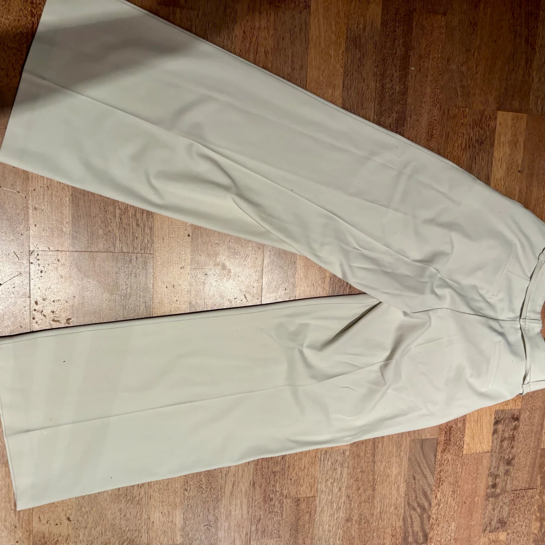 Beige wide kostymbyxor från 2ND DAY - 1