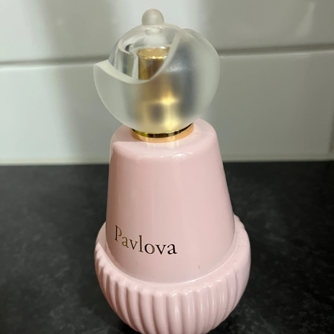 Pavlova parfym i unik flaska - 2