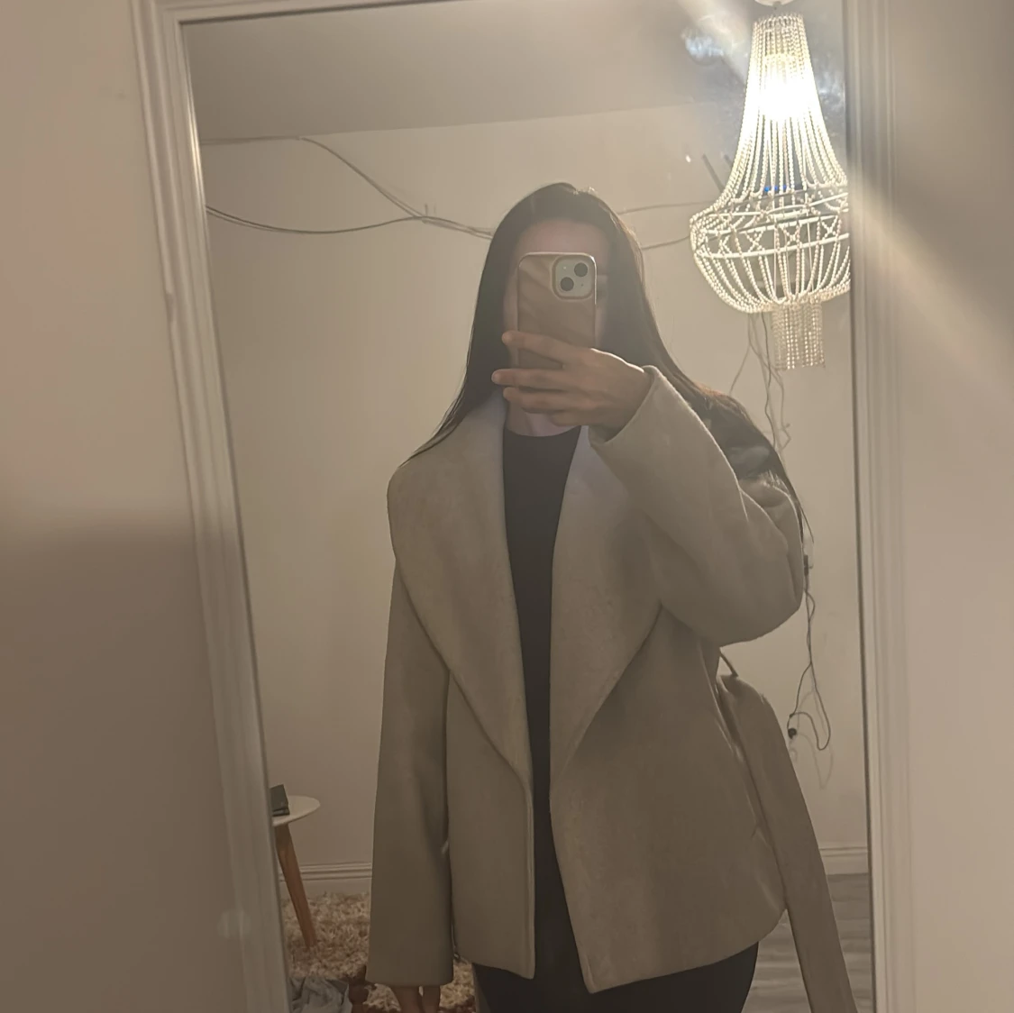 Beige omlott kappa med bälte