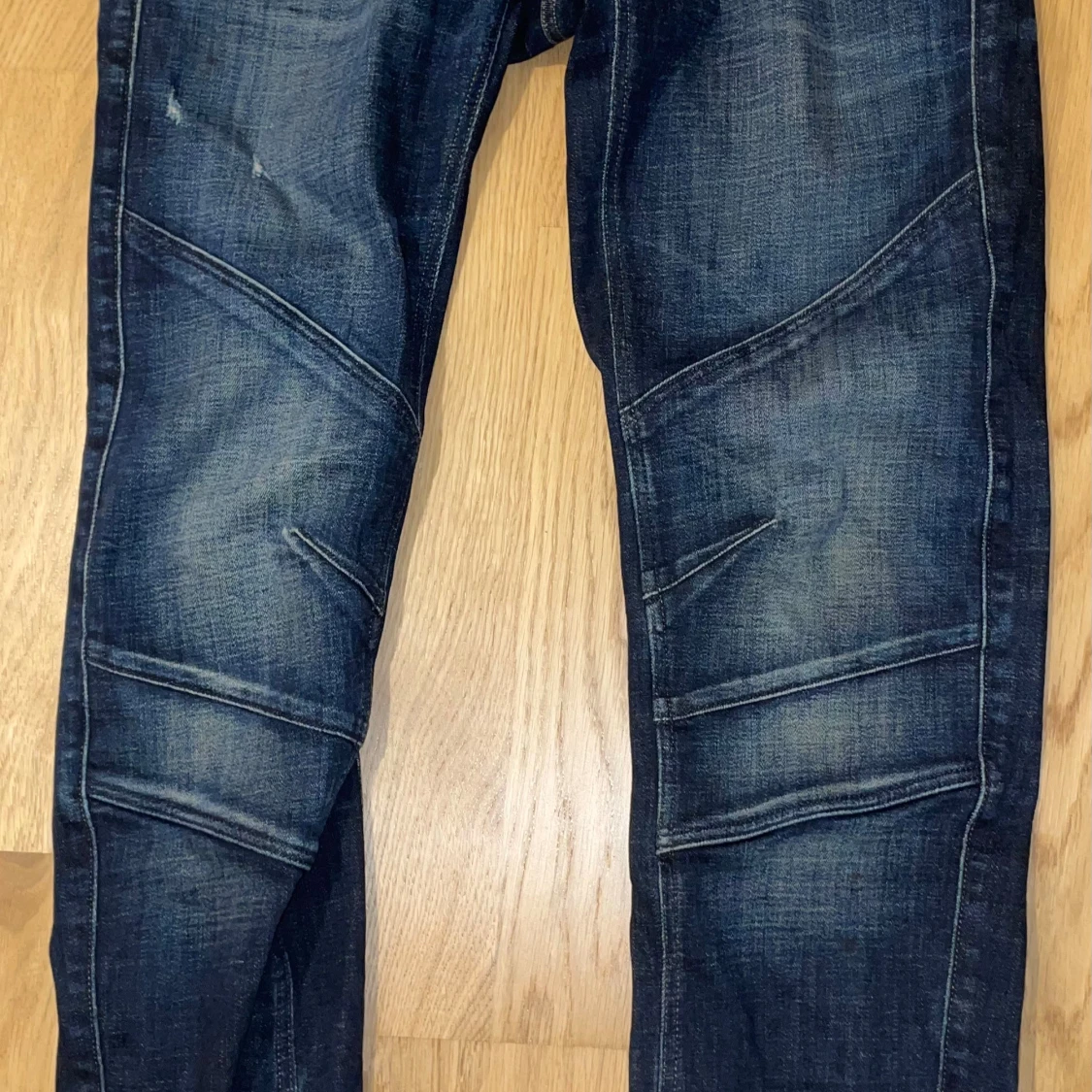 Mörkblå jeans från G-Star RAW