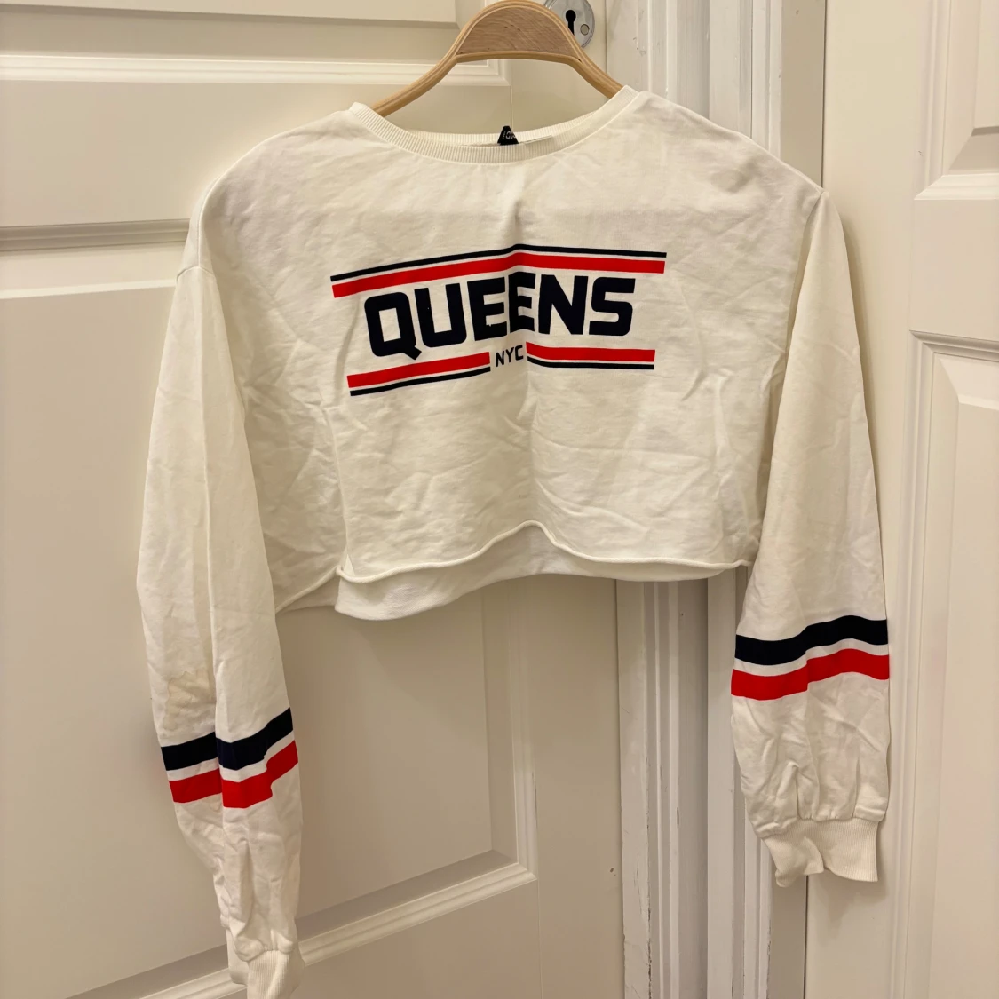 Vit croppad tröja från H&M