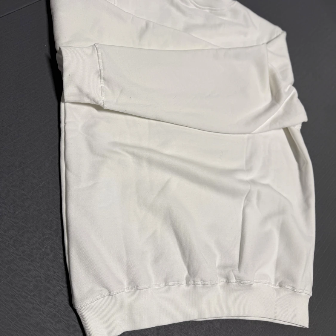 Vit långärmad tröja från Anyware - 4