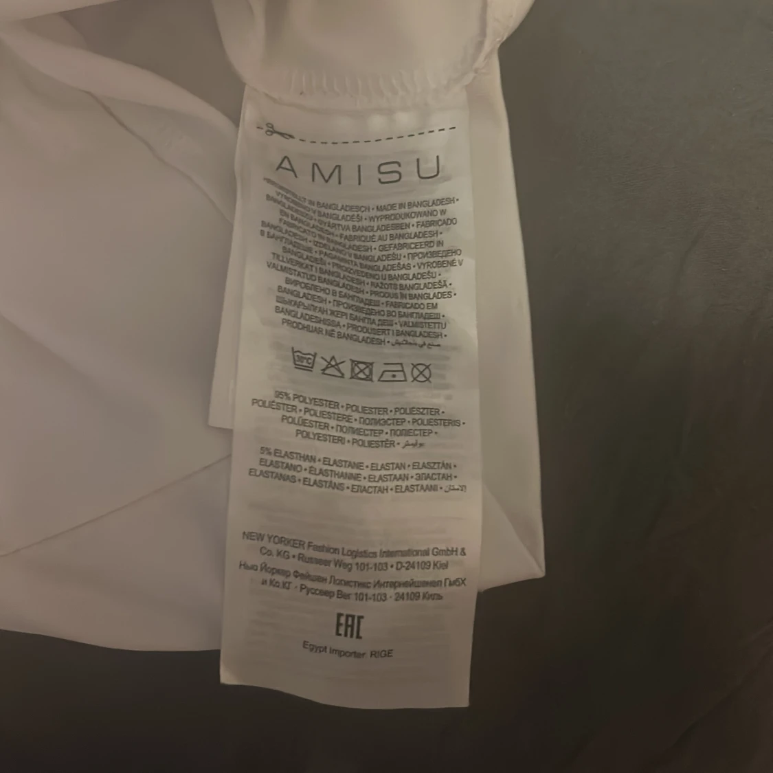 Vit topp från Amisu - 2