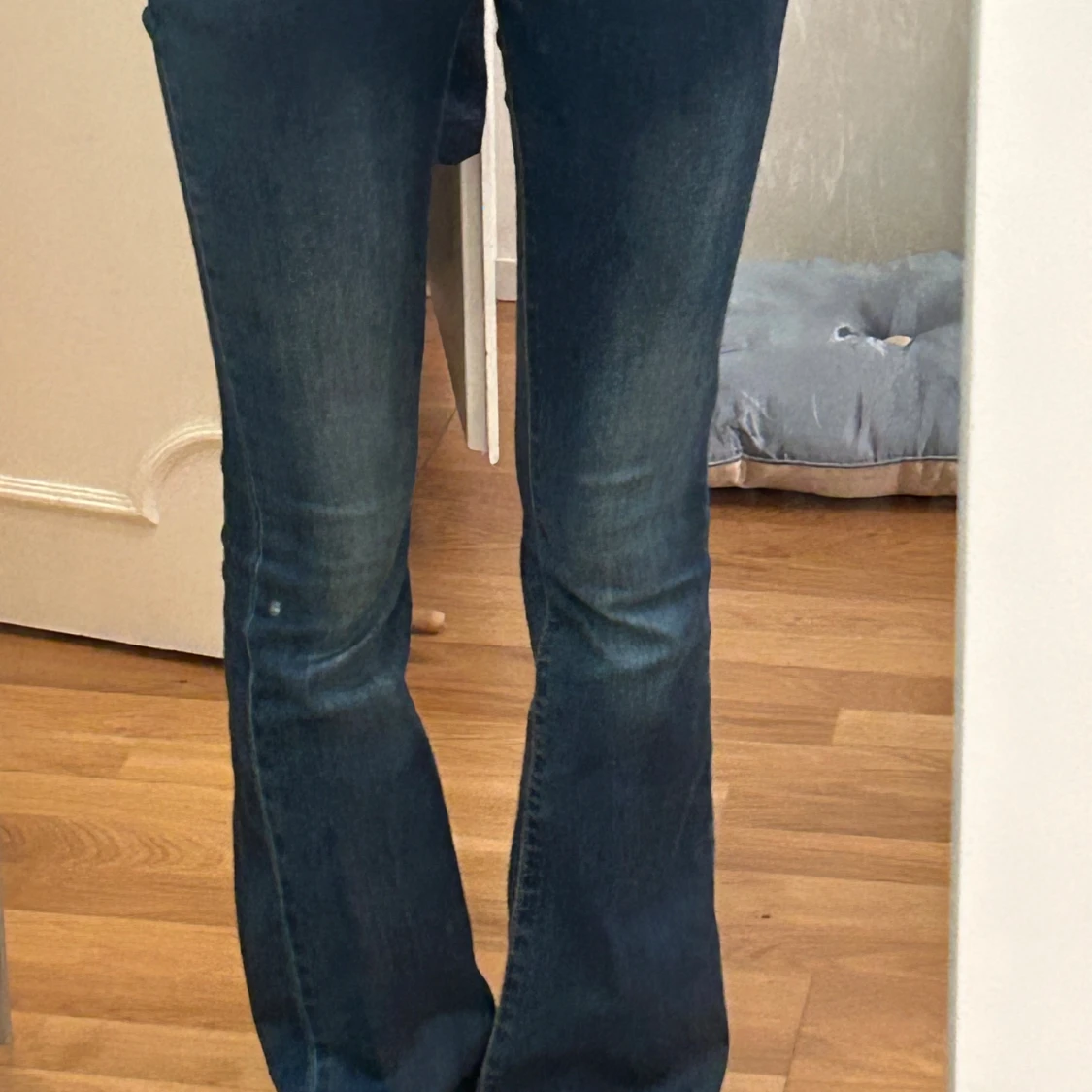 Blå bootcut jeans med låg midja - 2