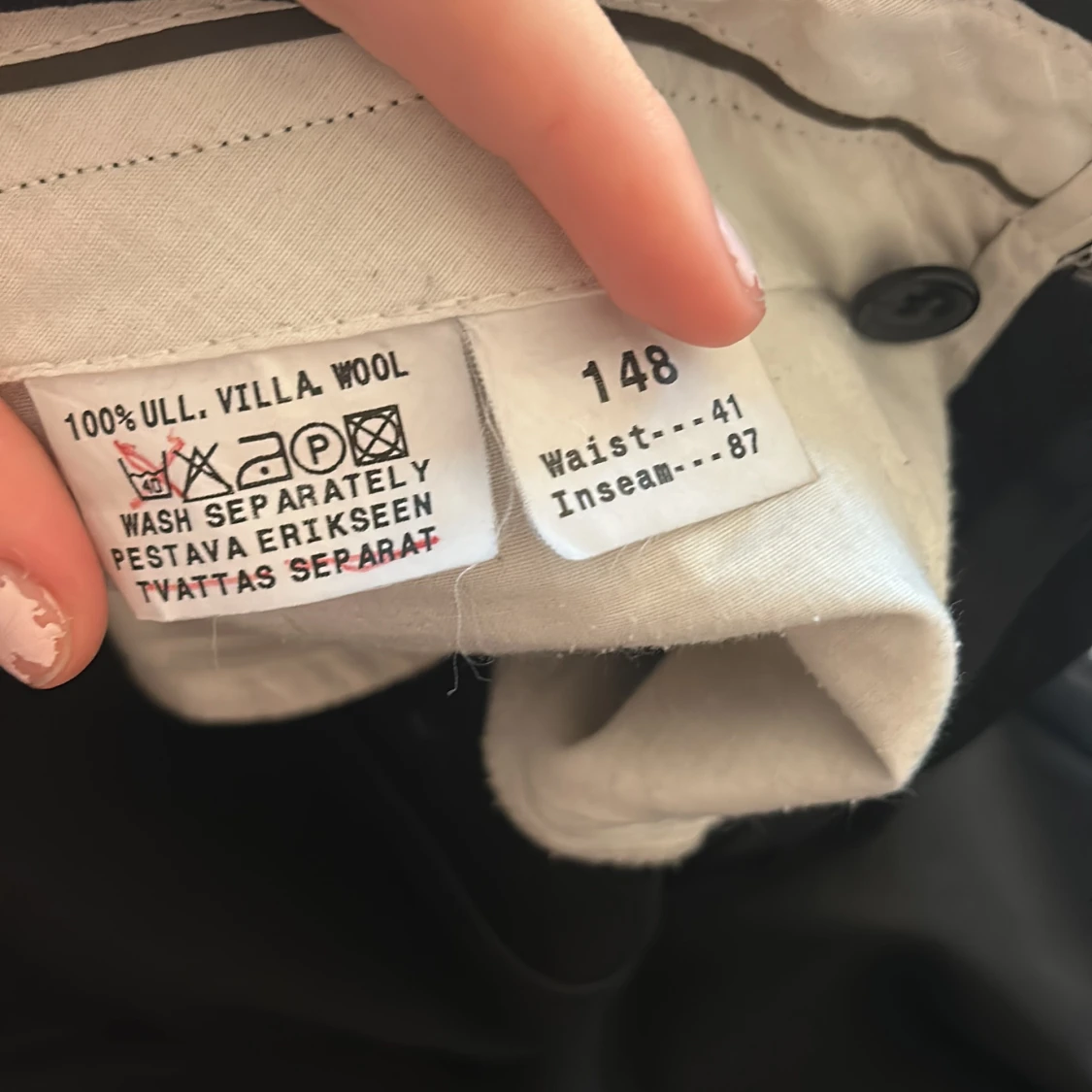 Svarta kostymbyxor  - 2