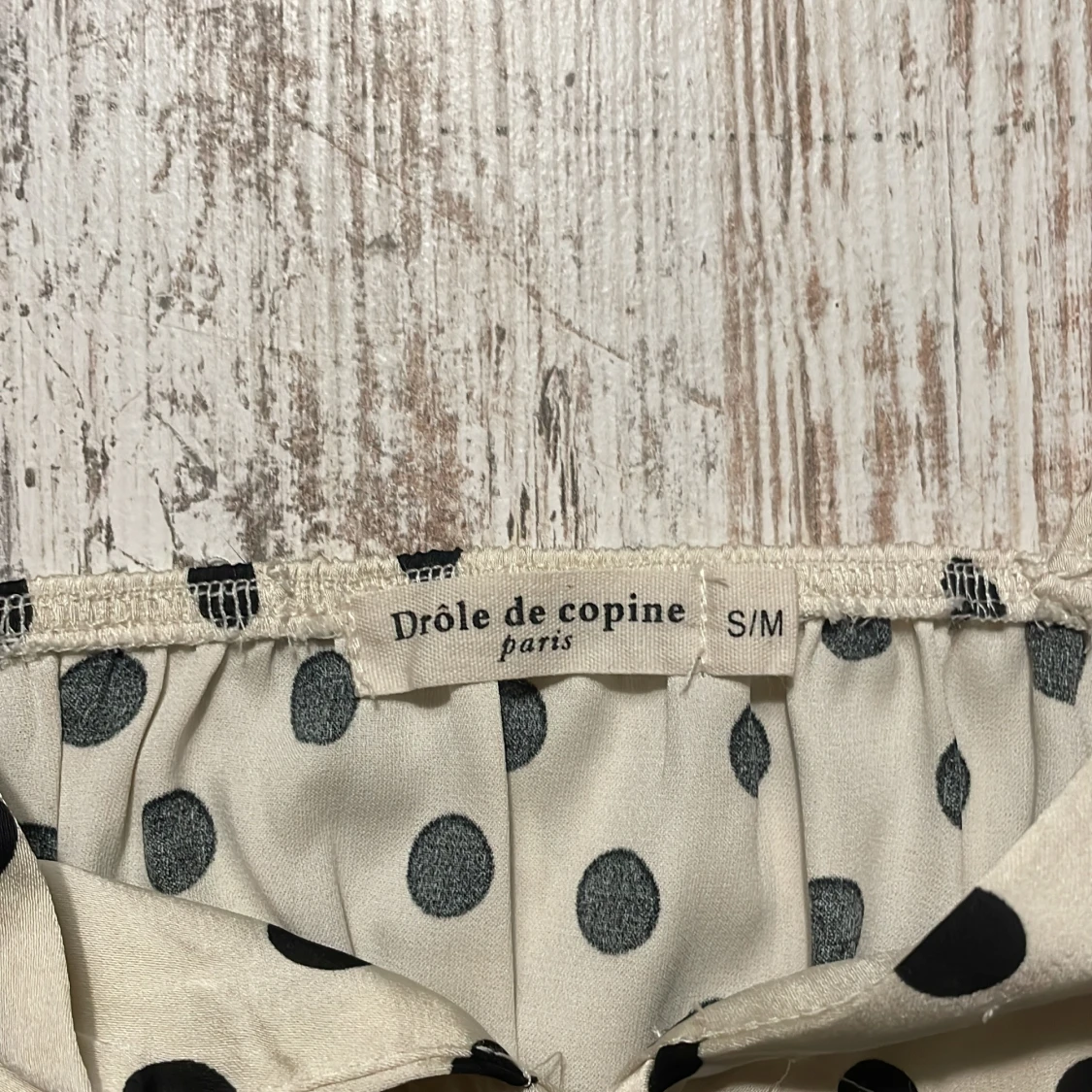 Prickig blus från Drôle de Copine (missáy) - 2