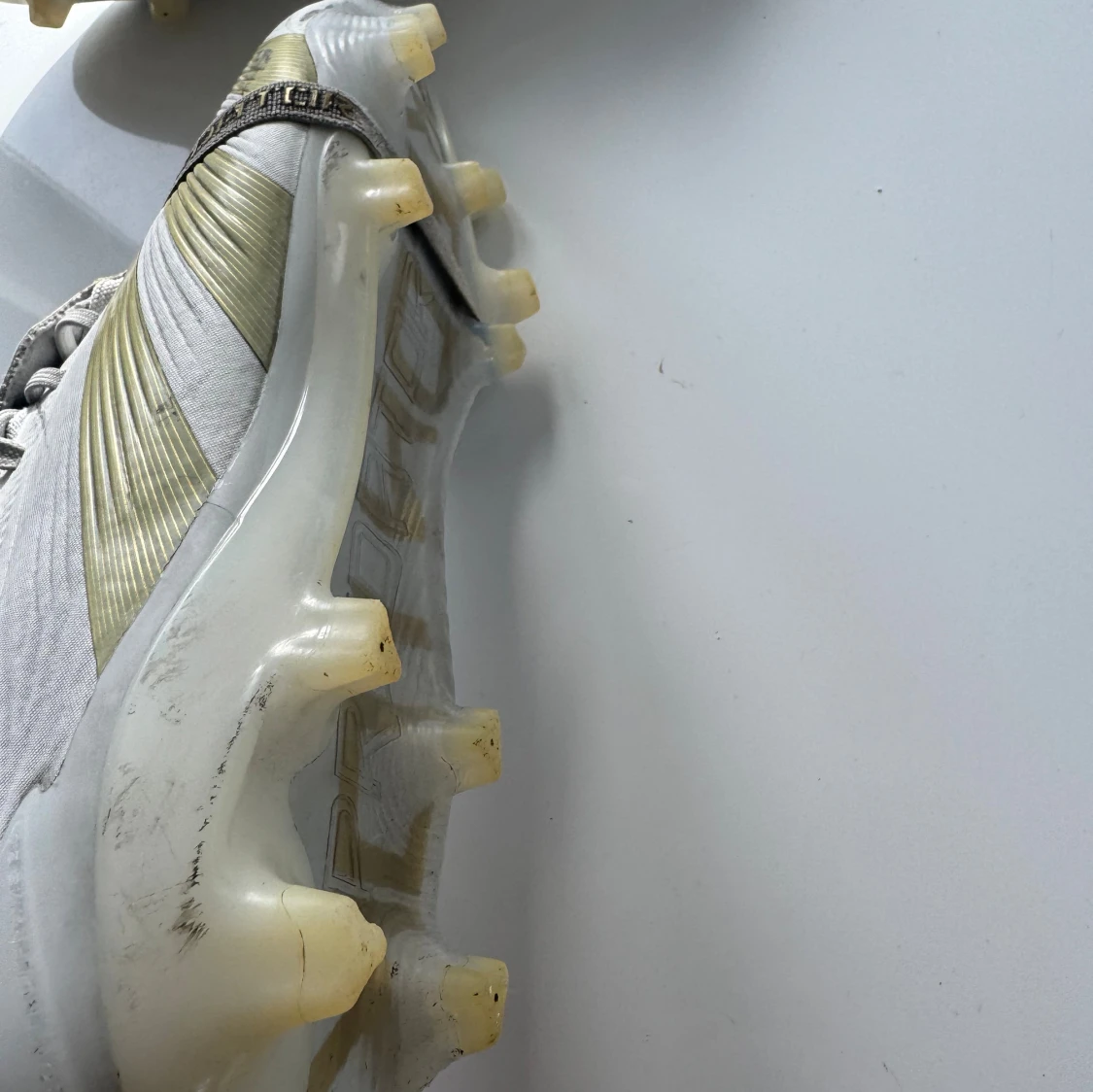 Adidas Predator Elite fotbollsskor vit/guld - 4