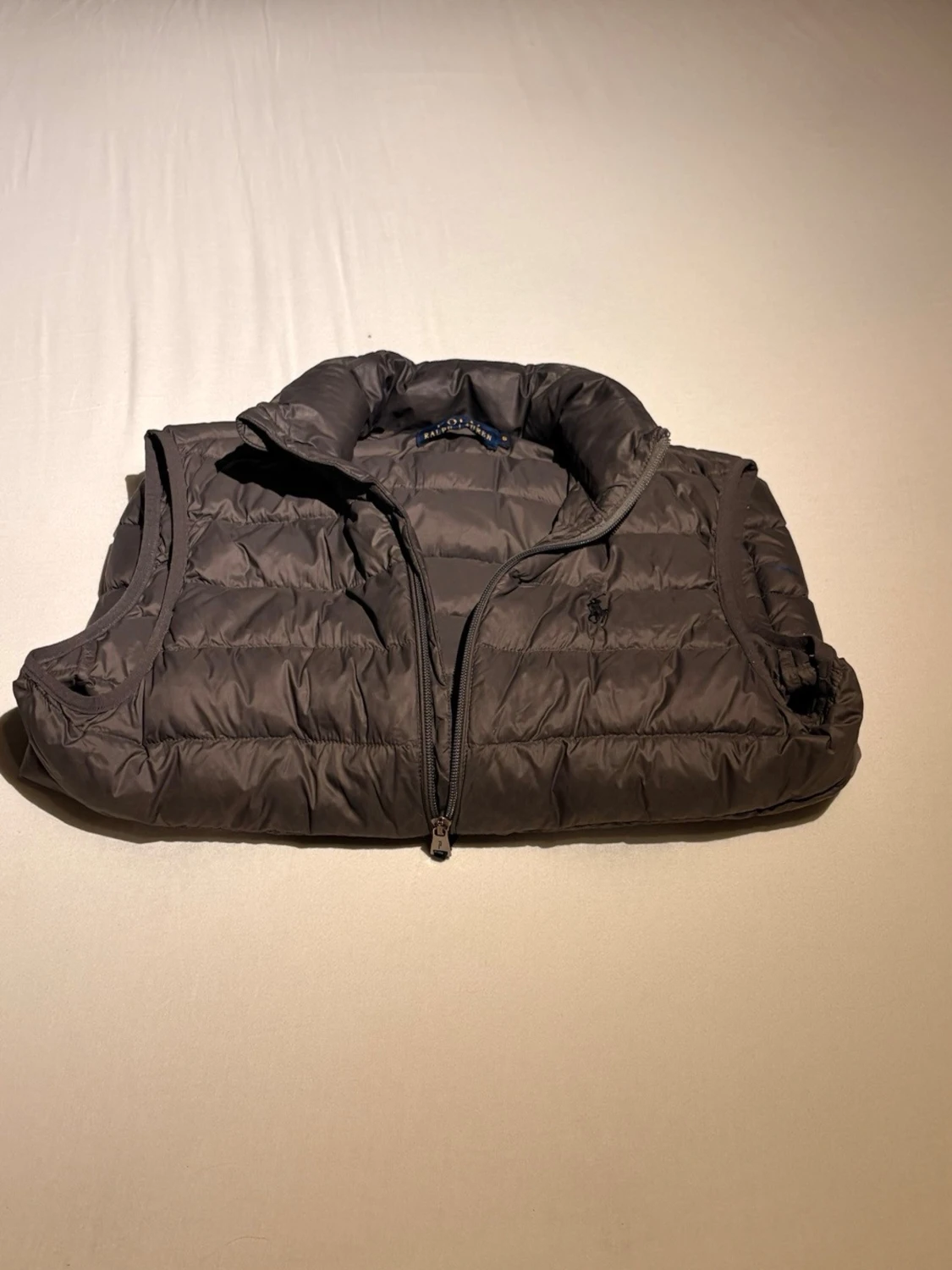 Grå dunväst från Polo Ralph Lauren - 3