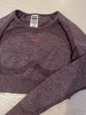 Gymshark tröja  - Tränings tröja kroppad från Gymshark