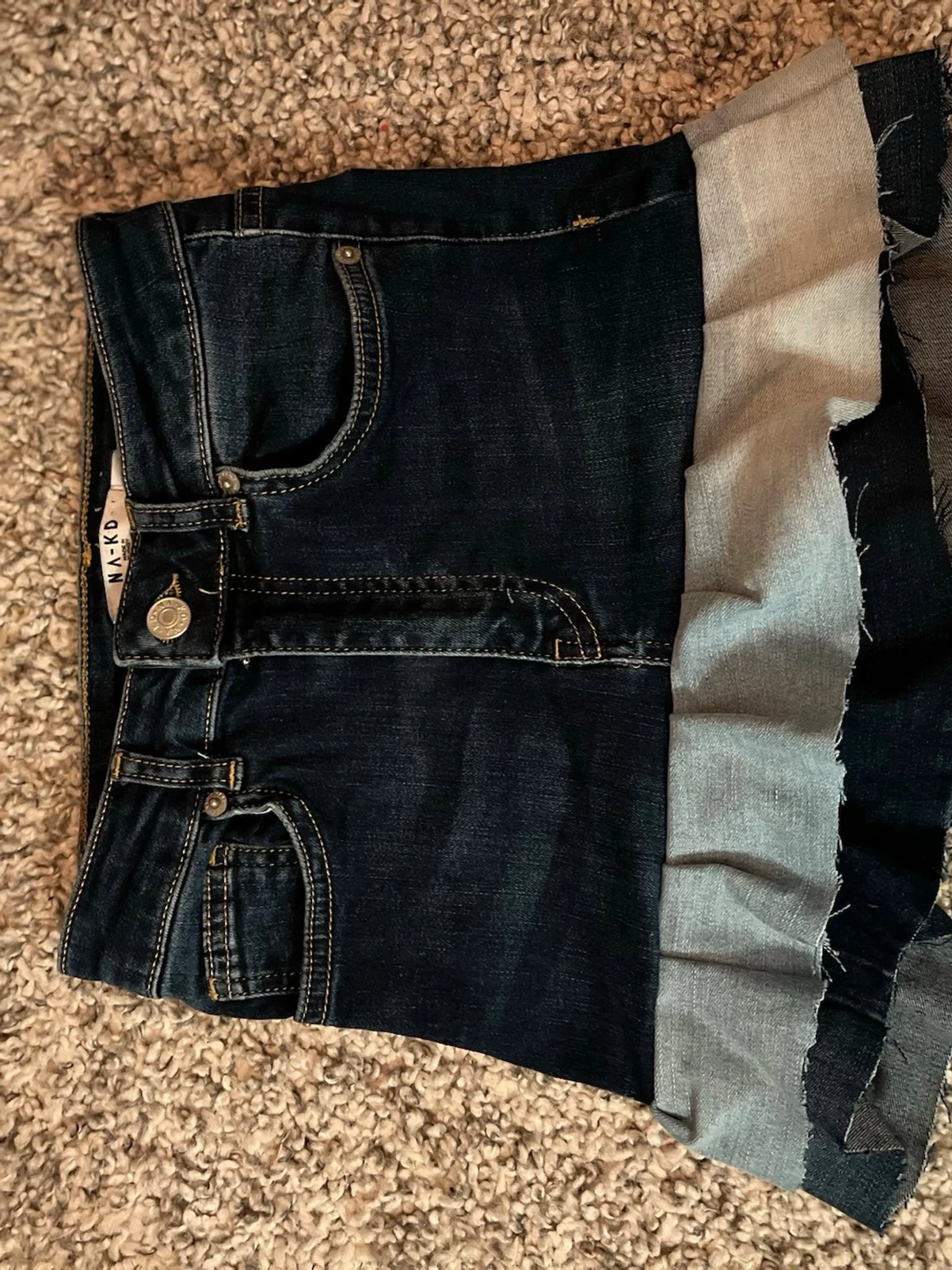 Egensydd mörkblå kjol