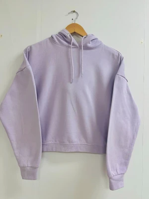 Hoodie - Säljer min hoodie i mycket gott skick 