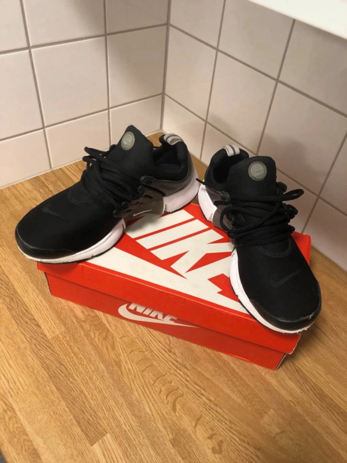 Nike Presto svarta sneakers - svart -  EUR 42,5 - 3