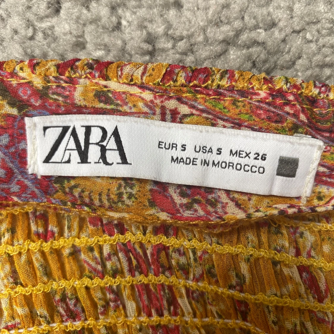 Färgglad volangkjol från Zara - 2