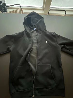 Ralph Lauren tröja - Perfect casual/streetwear zip-up hoodie för vardagen 