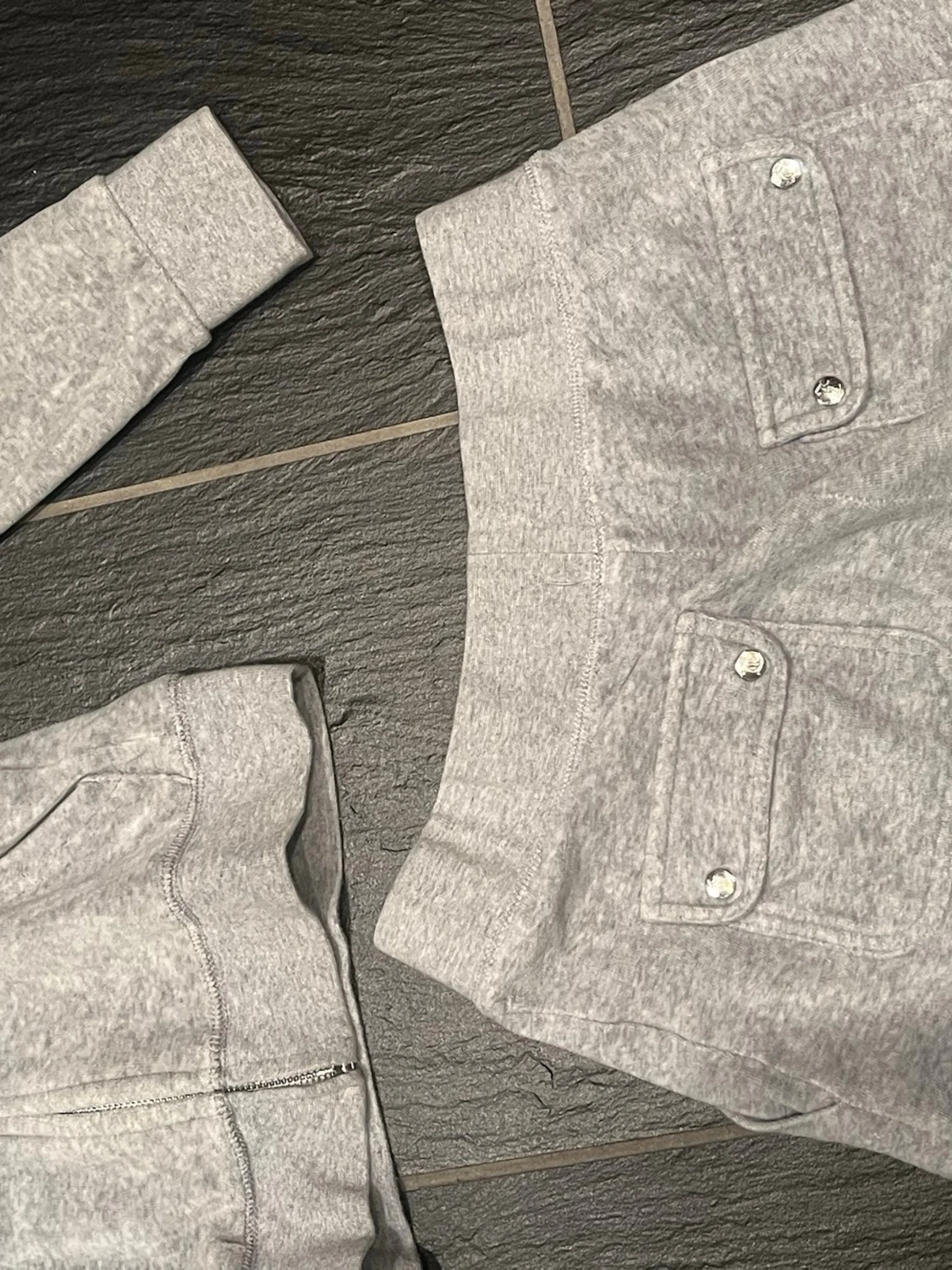 Grå mjukisbyxor med fickor