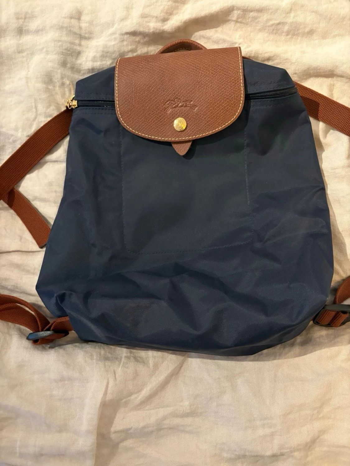 Mörkblå ryggsäck från Longchamp