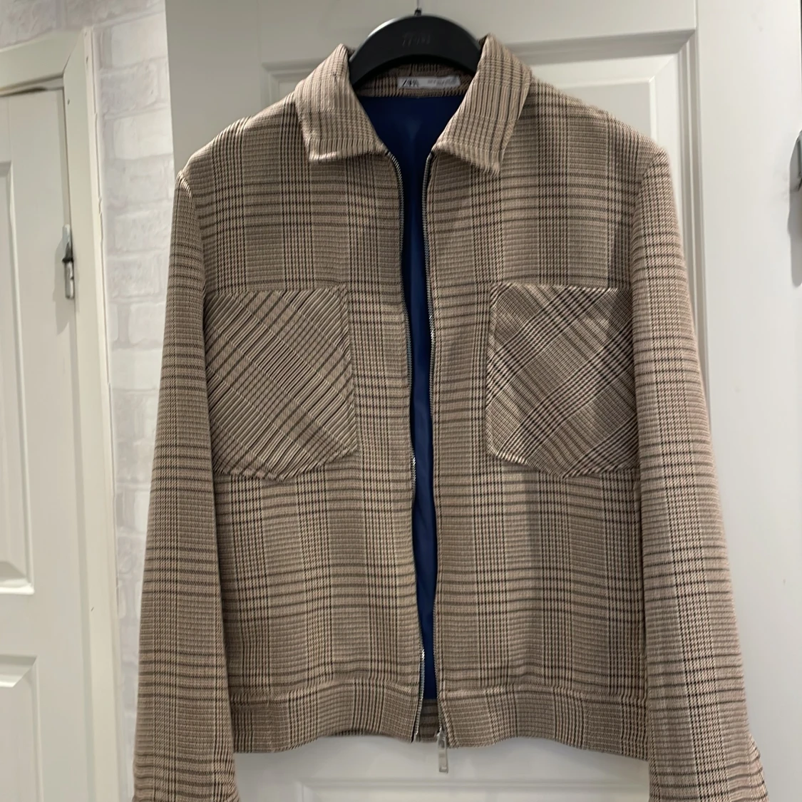 Rutig overshirt med dragkedja - 1