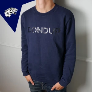 DONDUP TÖRJA  - Riktigt snygg tröja från Dondup | Skick: 8.5/10 | Strl: M | Modellen är 182 | Hör av dig om du undrar någonting!