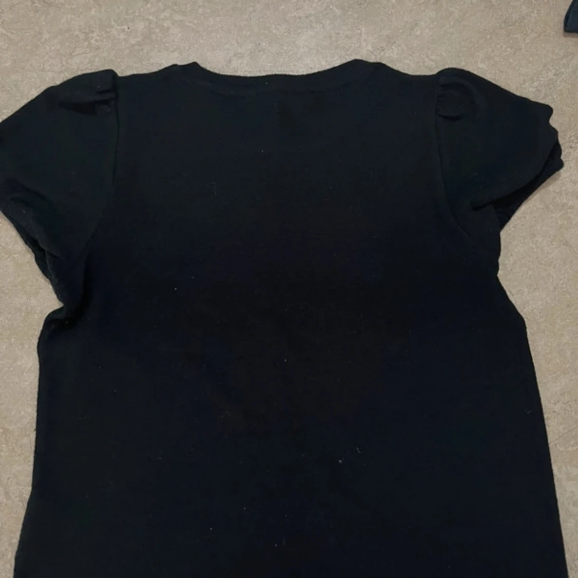 Svart kortärmad topp från H&M - 1