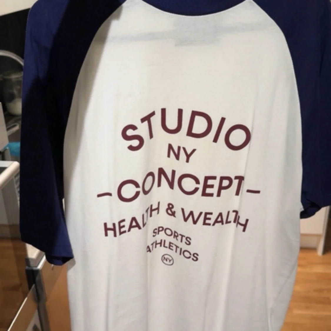 Vit och marinblå t-shirt Studio NY - 2