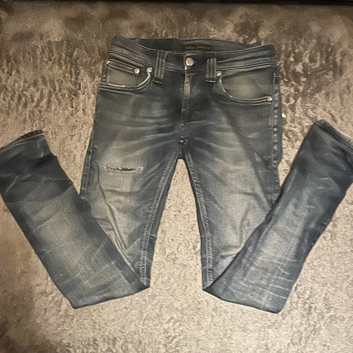 Mörkblå jeans från Nudie