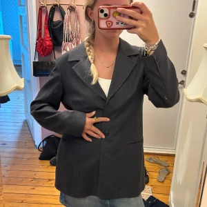 Vintage Kavaj - Grå vintage kavaj. Perfekt höstjacka. 