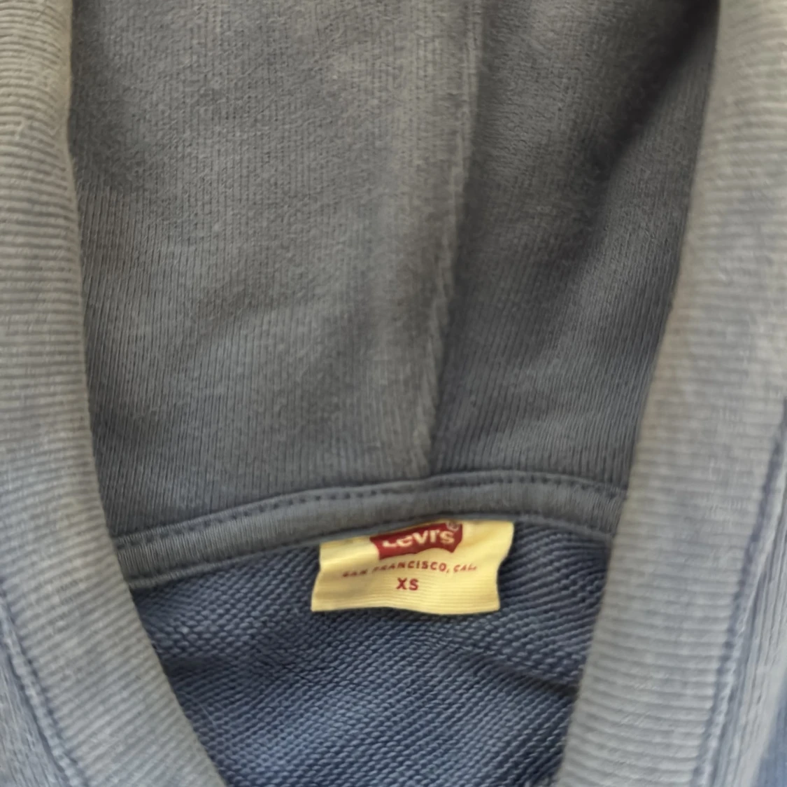 Blå hoodie från Levi's XS - 3