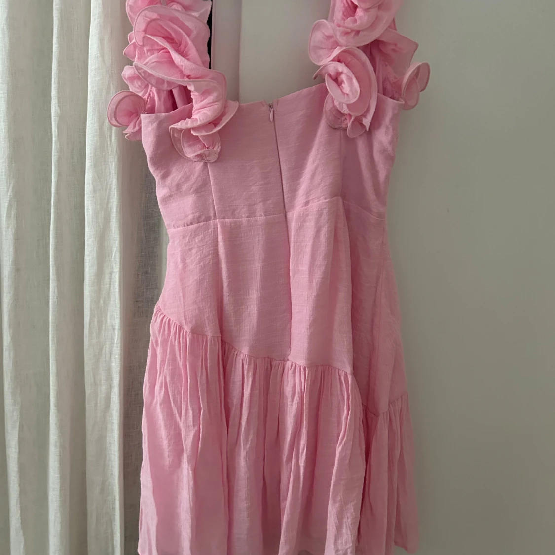 Rosa kortklänning från Billy J - 1