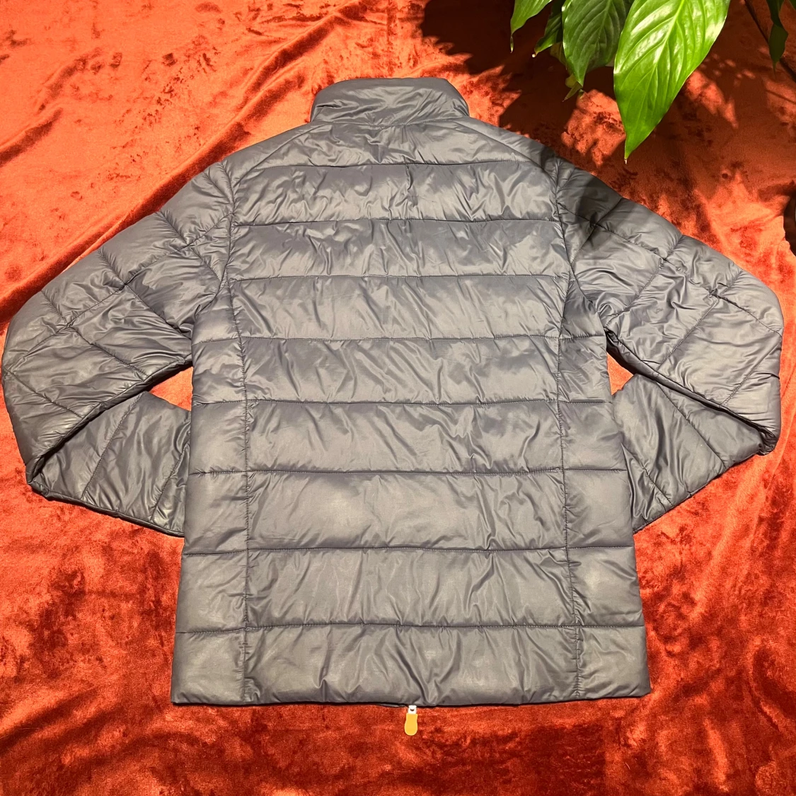 Svart pufferjacka från Save The Duck - 1