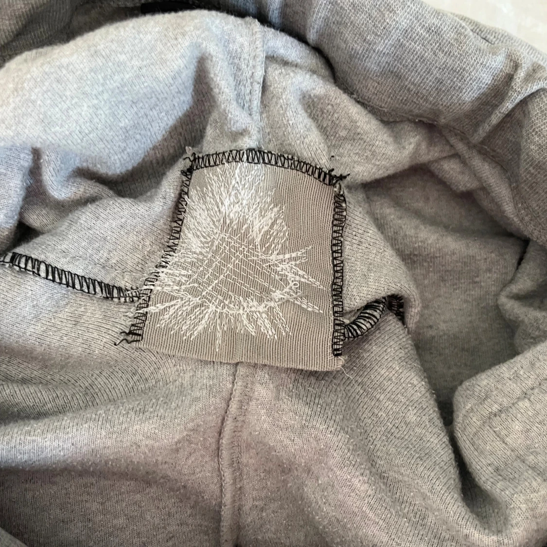 Gråa juicy byxor - 3