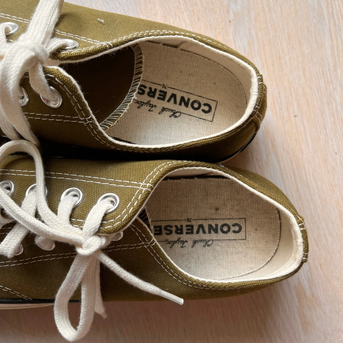 Olivgröna Converse Chuck Taylor strl 42 - 3