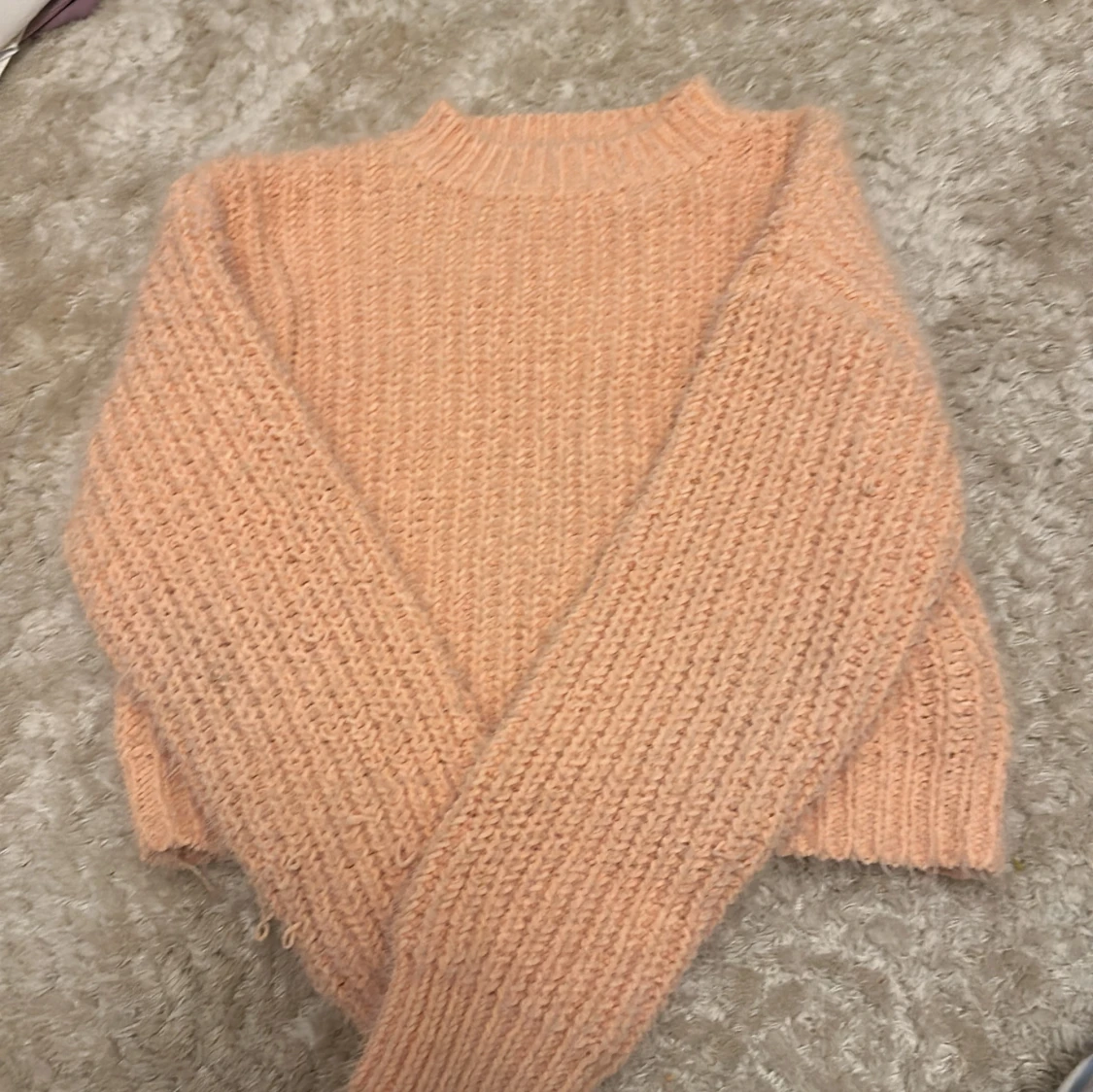 Ljusbeige stickad tröja från Zara