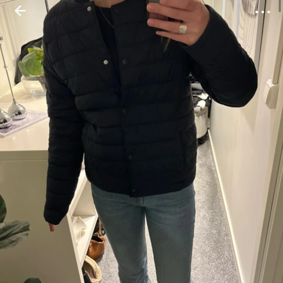 Svart pufferjacka från H&M - 1